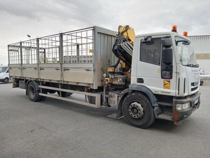 CAMION PLATEAU GRUE CAGE IVECO 4X2 ML180E30...