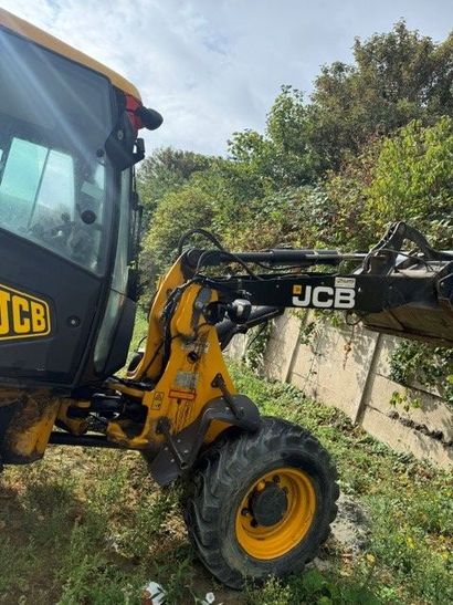 Chargeuse JCB 406 GODET 800
N°de série :...