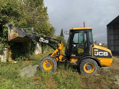 Chargeuse JCB 406 GODET 800
N°de série :...