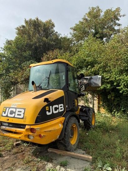 Chargeuse JCB 406 GODET 800
N°de série :...