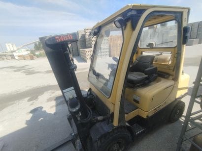 Chariot élévateur GAZ HYSTER 2,5FT TRIPLEX...