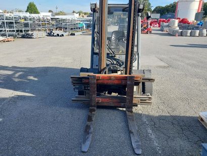 Chariot élévateur Thermique FENWICK H35D...