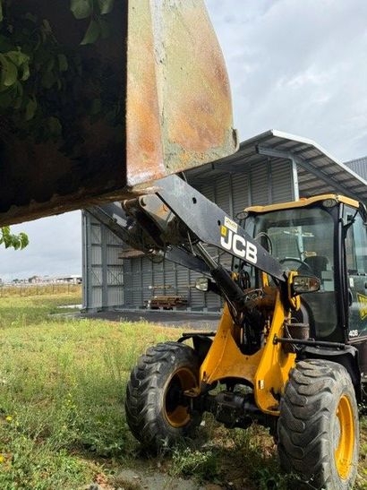 Chargeuse JCB 406 GODET 800
N°de série :...