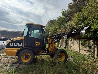 Chargeuse JCB 406 GODET 800
N°de série :...