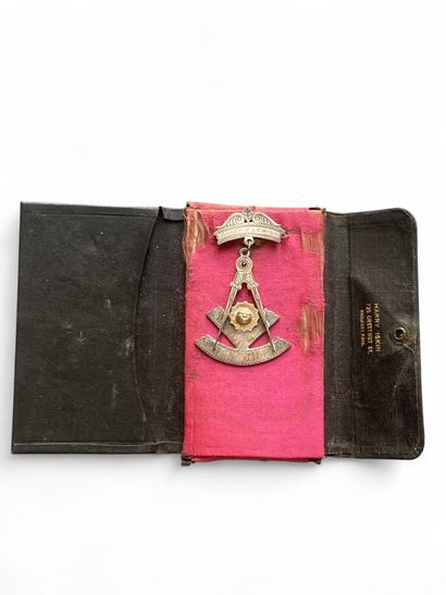 Harry J.Lewis-engraved silver-gilt metal...