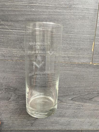 Large glass engraved 