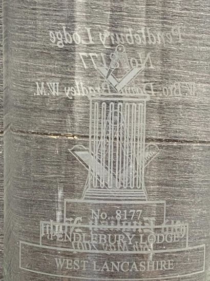 Large glass engraved 