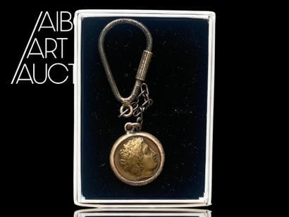 Bronze key ring with Masonic decoration and...