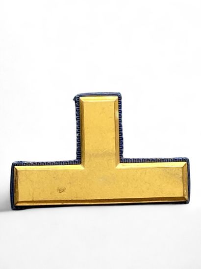 Master Freemason badge in gilded brass. Good...