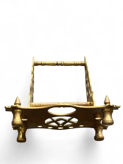 Gilded brass inkwell holder with the Freemasons'...