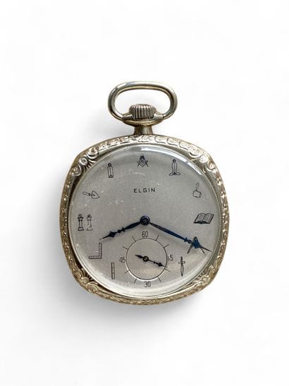 ELGIN 
Silver-plated pocket watch with chased...