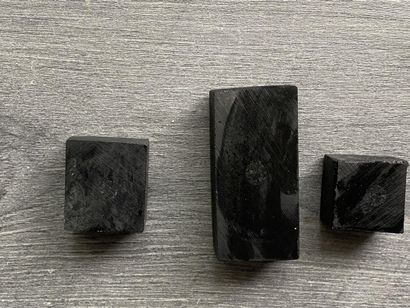 Trois tampons encreurs avec motifs maçon...