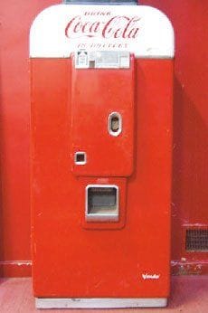 Ensemble d'objets américains
et juke box...