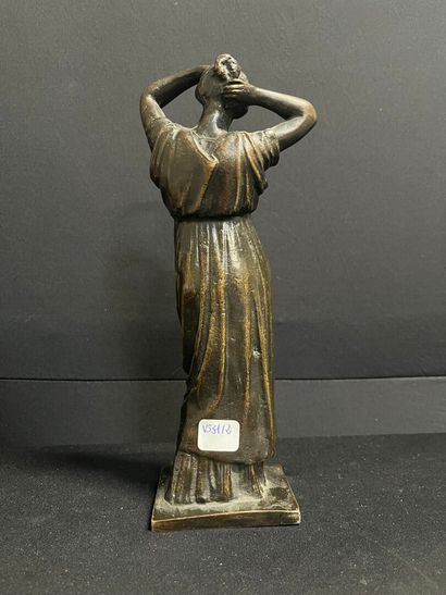 Dans le goût de l'antique
Femme drapée les...