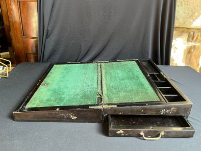 LOT de boîtes comprenant :
- Boite rectangulaire...