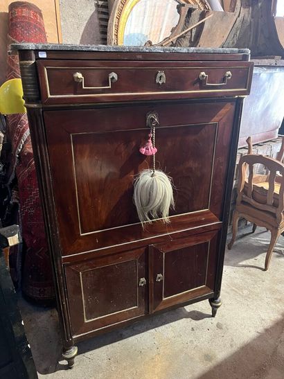 SECRETAIRE en acajou et placage d'acajou,...