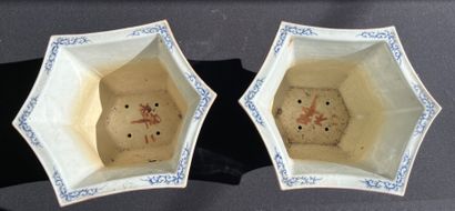 CHINE. LOT de porcelaine comprenant :
- Plat...