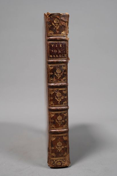 [Binding with coat of arms]. LANGUET DE GERGY...