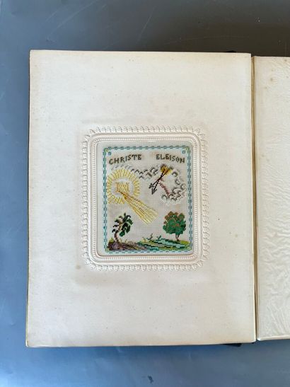 [Broderie]. MOIS DE MAI OU SOUVENIR A MARIE....