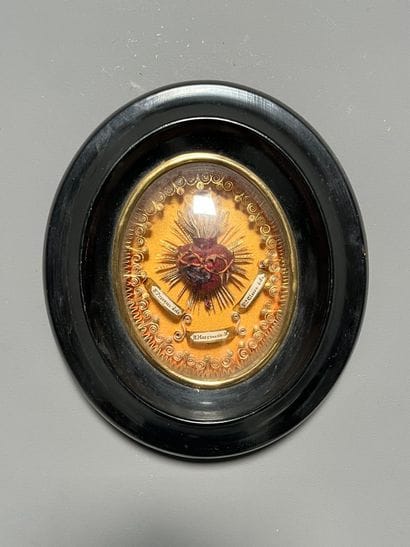 [Paperolle-reliquaire]. SACRED HEART. 19th...