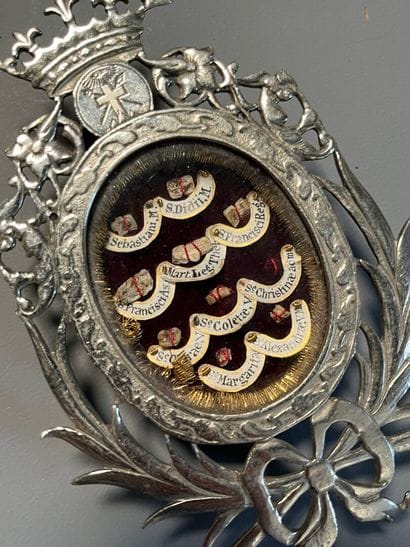 [Reliquary]. 10 relics, including St Sébastien,...