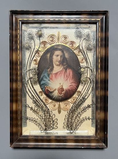 [Paperolle]. SACRED HEART OF JESUS in medallion,...