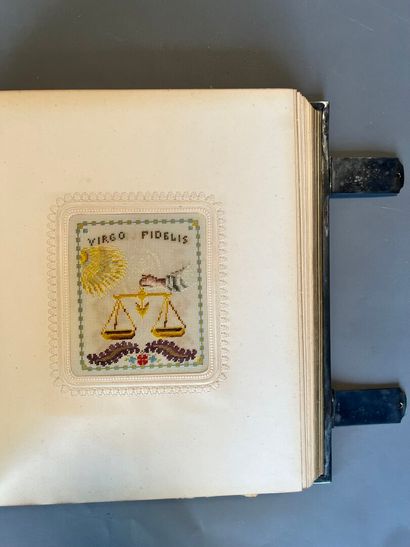 [Broderie]. MOIS DE MAI OU SOUVENIR A MARIE....