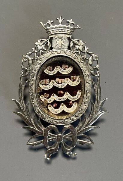 [Reliquary]. 10 relics, including St Sébastien,...