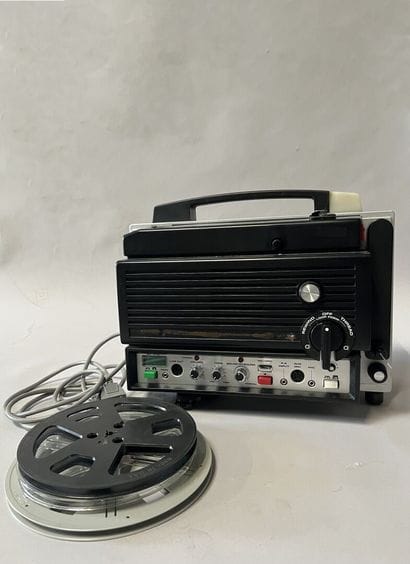 CHINON SOUND 8500
Sound film projector with...