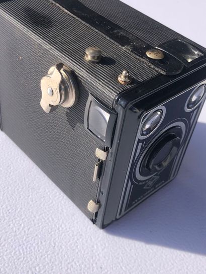 AGFA, Synchro Box model.
In Agfa case.
As...