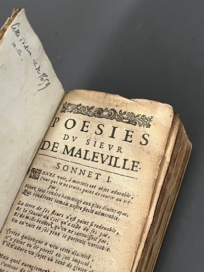 LOT de 6 livres reliés comprenant :
-MALVILLE....