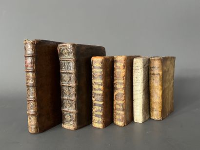 LOT de 6 livres reliés comprenant :
-MALVILLE....