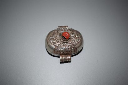 Amulette pendentif «Ghau», Tibet, XIXe siècle...