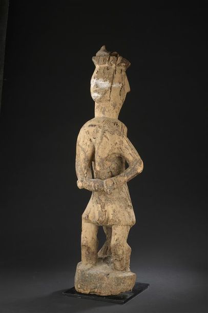 Maternité Urhobo
Nigeria
H. 84 cm AES Sculpture...