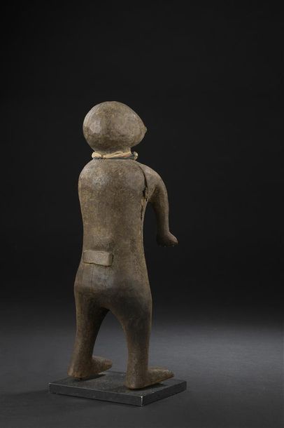 Statuette Chamba/Montol
Nigeria
H. 28 cm...