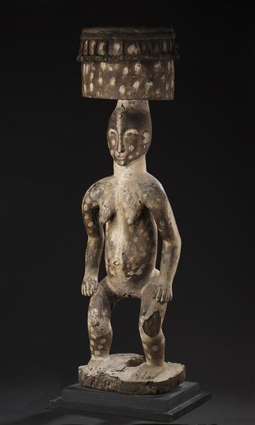 Tambour Igbo
Nigeria
H. 121 cm AES Bois,...