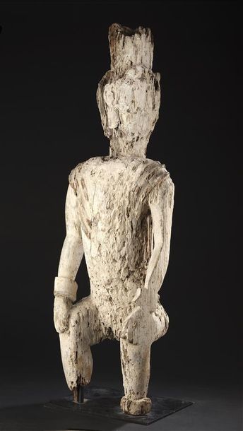 Statue Urhobo
Nigeria
H. 120 cm
Bois, polychromie
Grande...