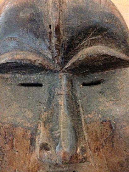 Masque Dan
Côte d'Ivoire
H. 26 cm AES Bois
Très...