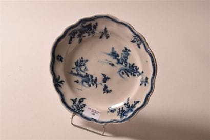 MARSEILLE Plate with contoured rim with blue...