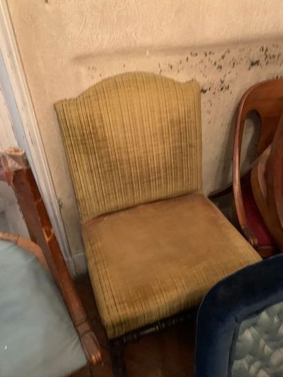 Set including: a Louis XIII style chair (upholstered...