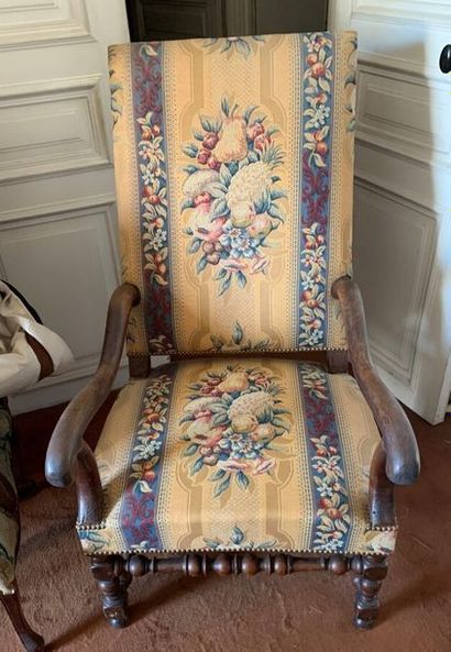 Four high-backed armchairs in turned wood,...