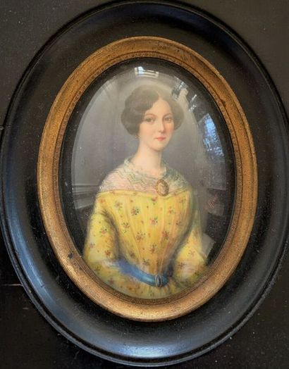 Set of five miniatures. Portraits of women...