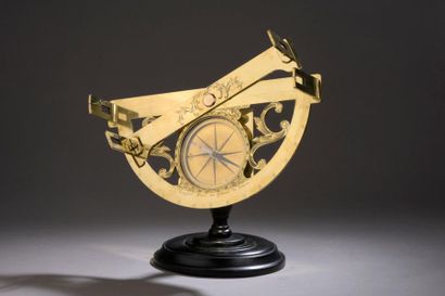 Brass graphometer. Openworked plate decorated...