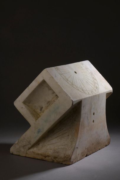Polyhedral garden sundial in white marble.
Equatorial...