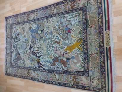Tapis Ispahan en laine et soie (chaîne en...