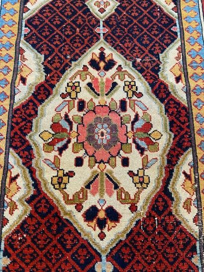 Tapis du Nord-ouest de la Perse (chaîne et...