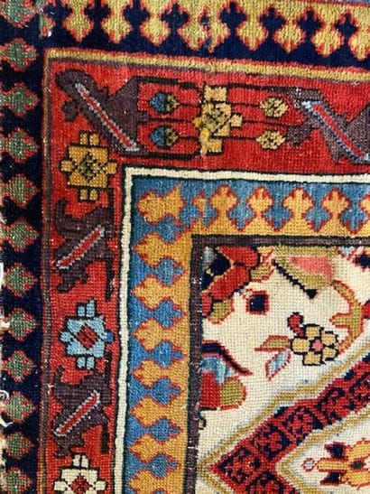 Tapis du Nord-ouest de la Perse (chaîne et...