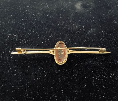 Broche barrette en or jaune 750 millièmes...