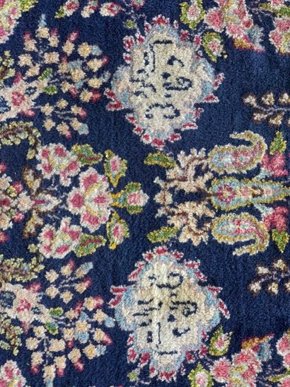 Tapis en laine à décor dit 
