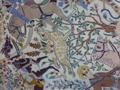 Tapis Ispahan en laine et soie (chaîne en...